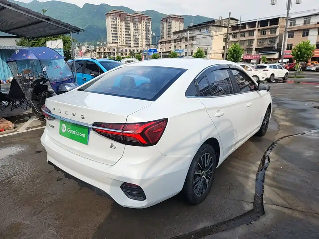 Roewe i5 — фото 7