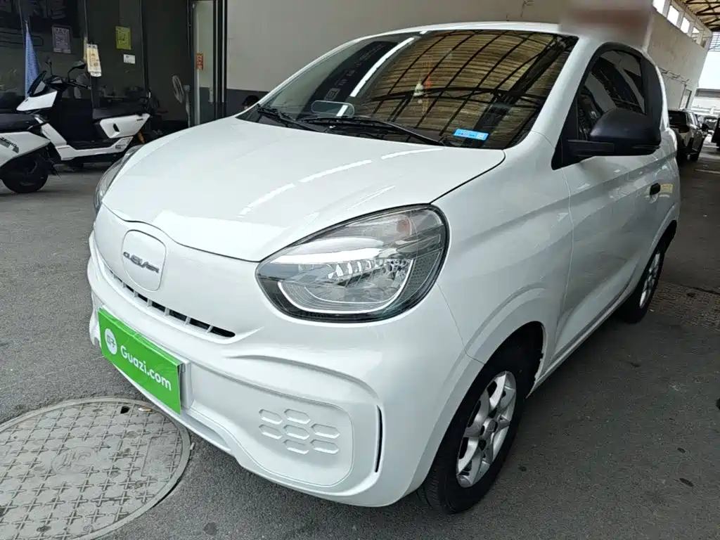 Roewe Clever — фото 2