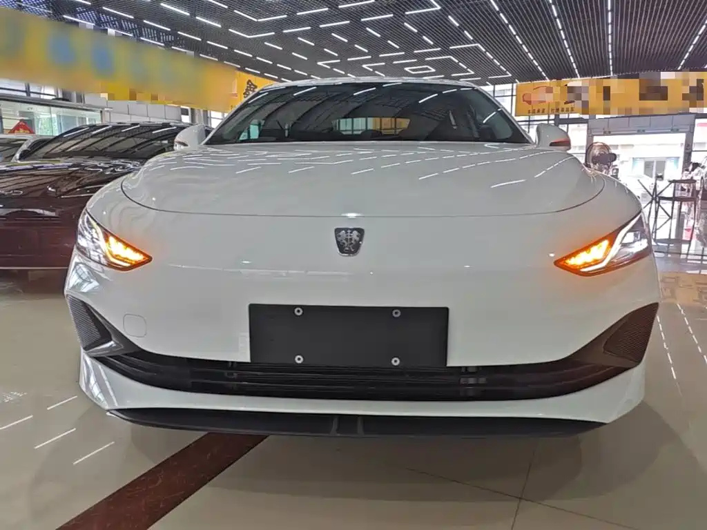 Roewe D7 — фото 3