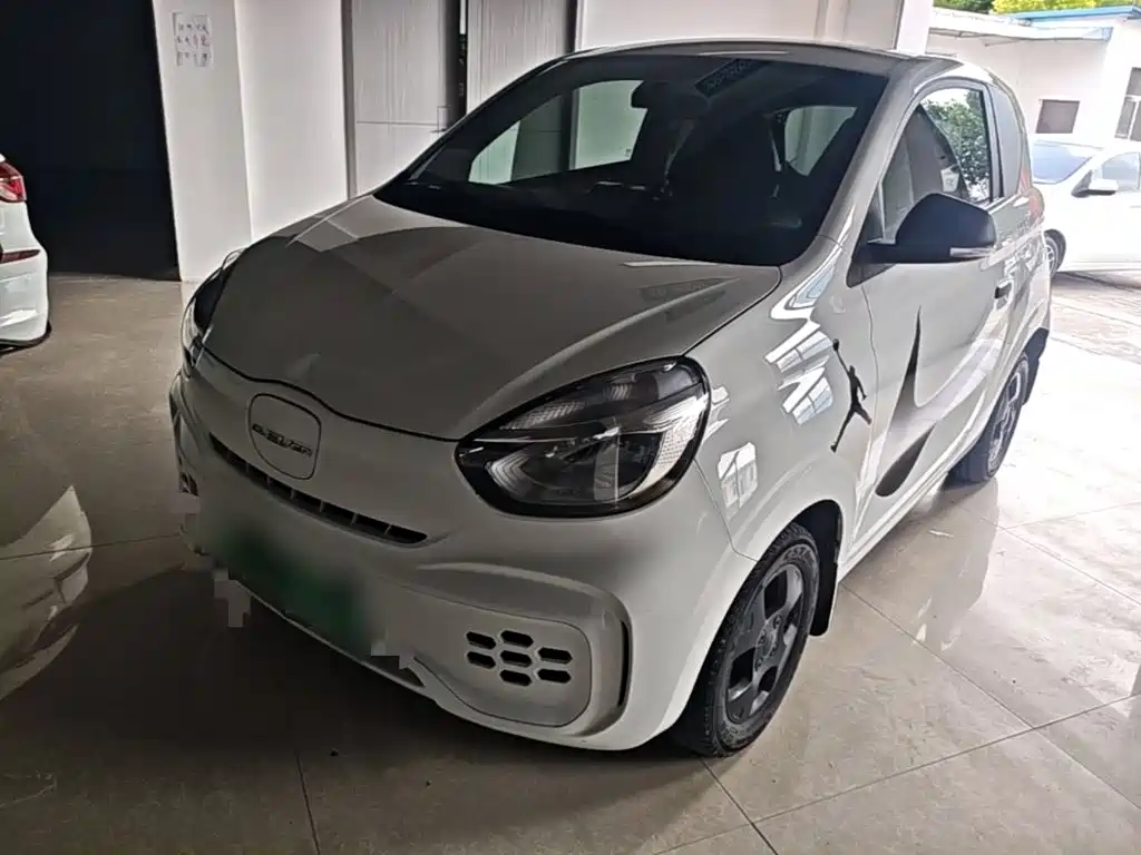 Roewe Clever — фото 2