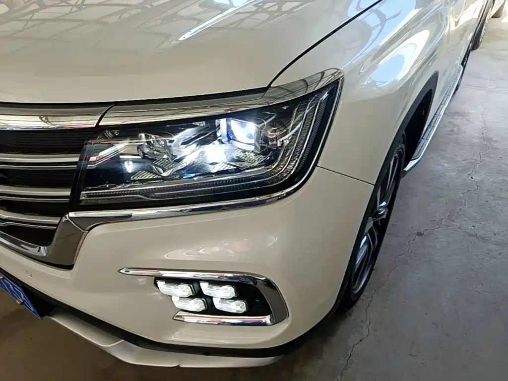 Roewe RX8 — фото 24