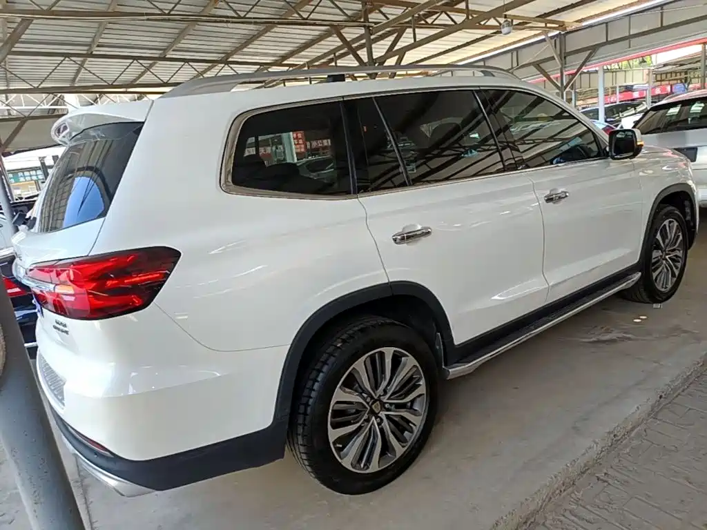 Roewe RX8 — фото 7