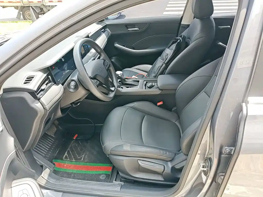 Roewe i5 — фото 15