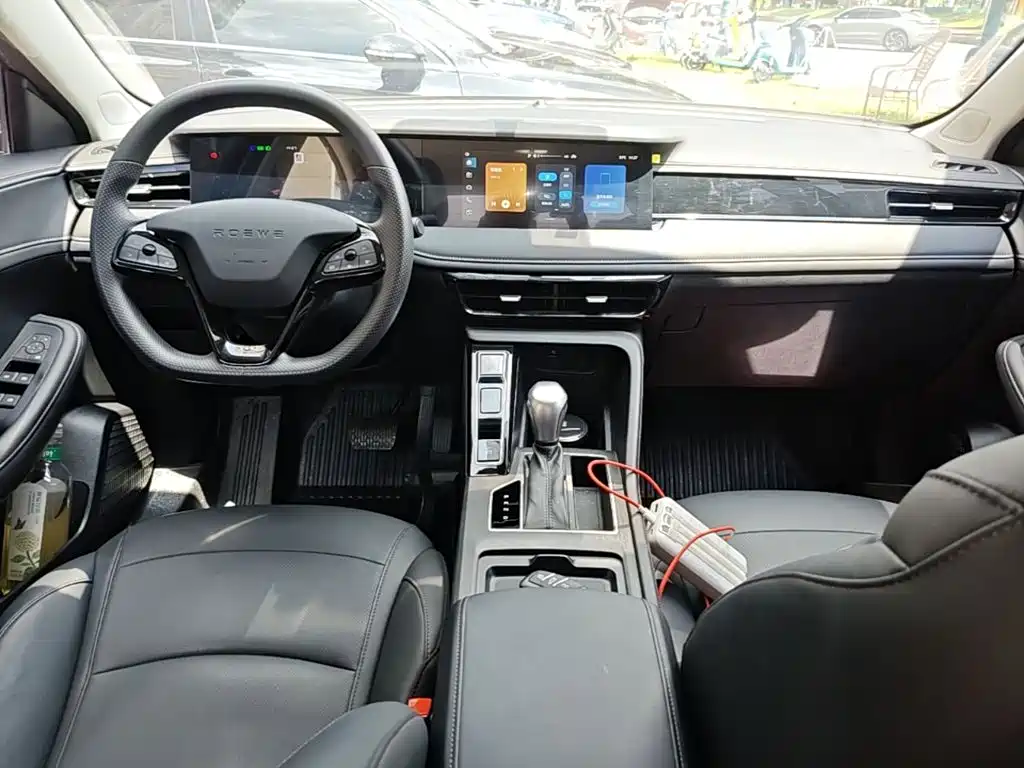 Roewe i5 — фото 10