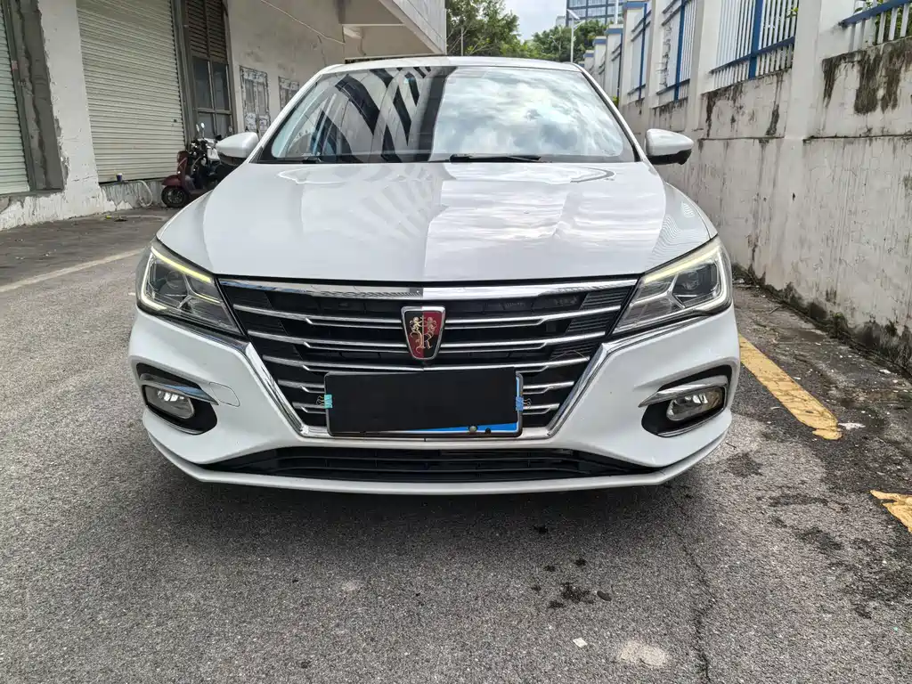 Roewe i5 — фото 2