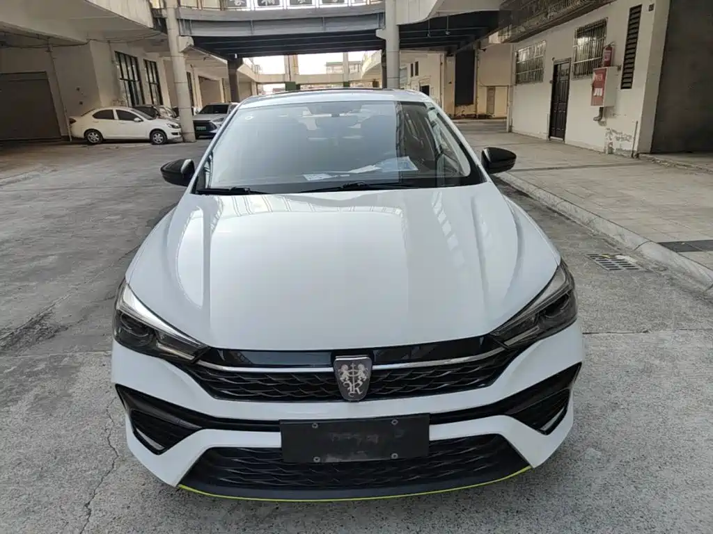 Roewe i5 — фото 3