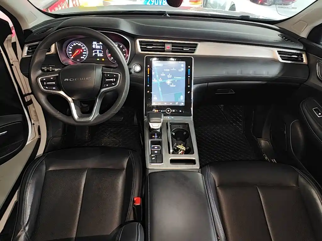 Roewe RX5 — фото 13