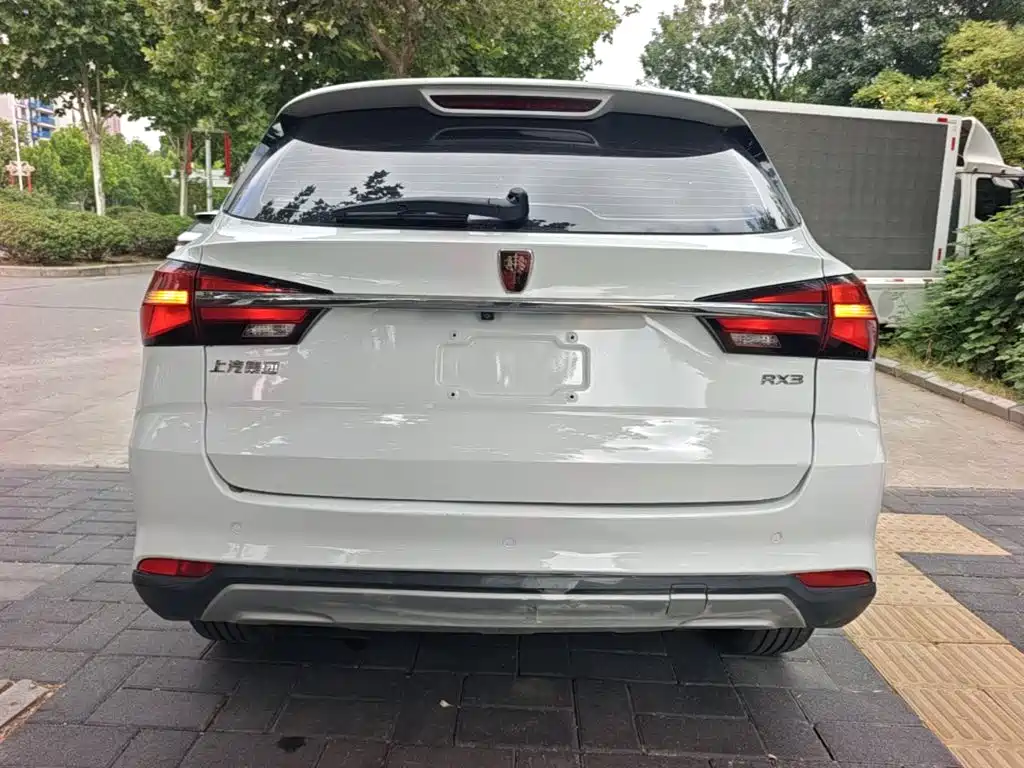 Roewe RX3 — фото 3