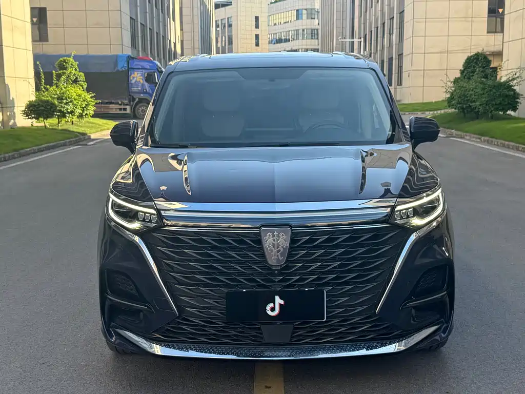 Roewe iMAX8 — фото 2