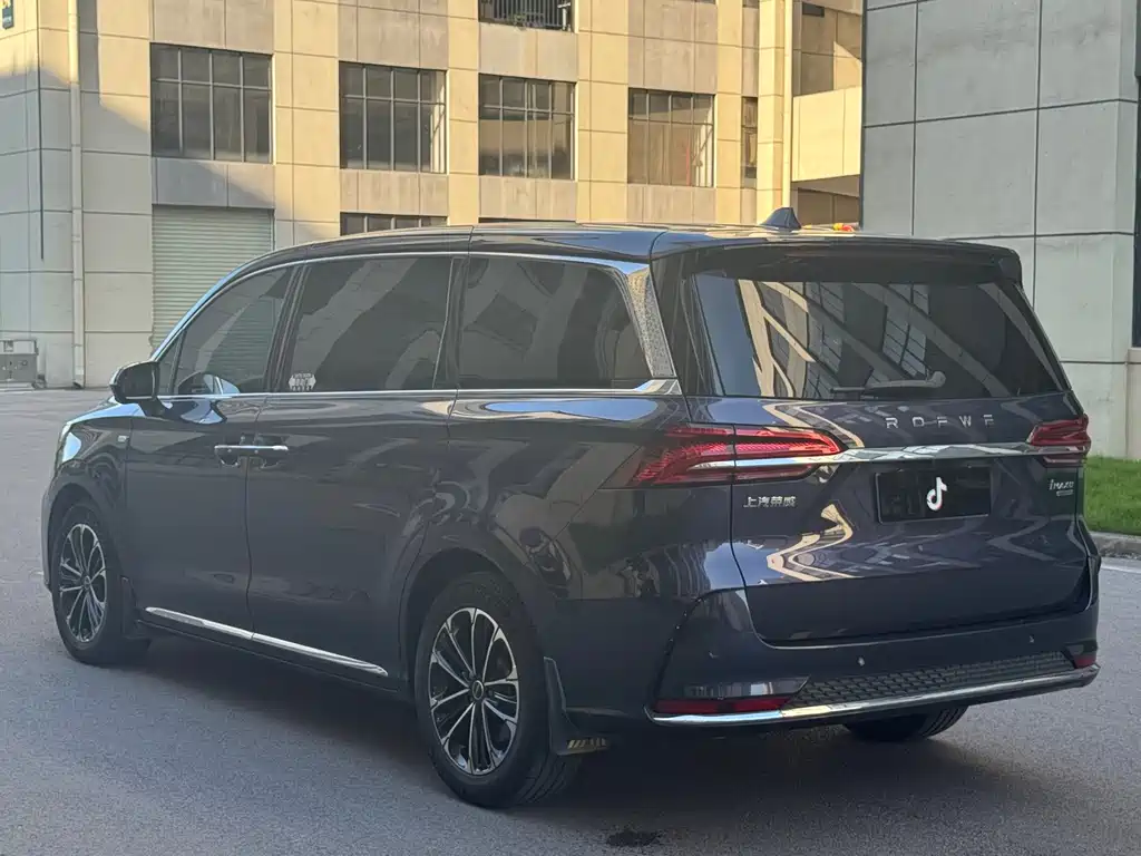 Roewe iMAX8 — фото 7