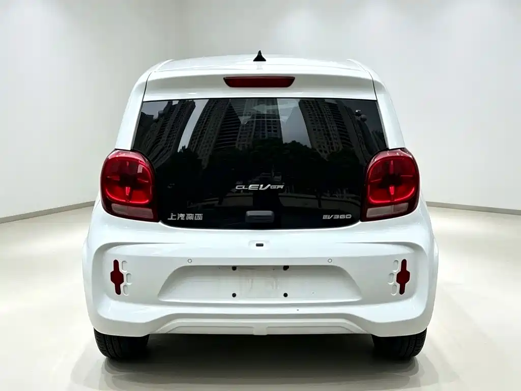 Roewe Clever — фото 6