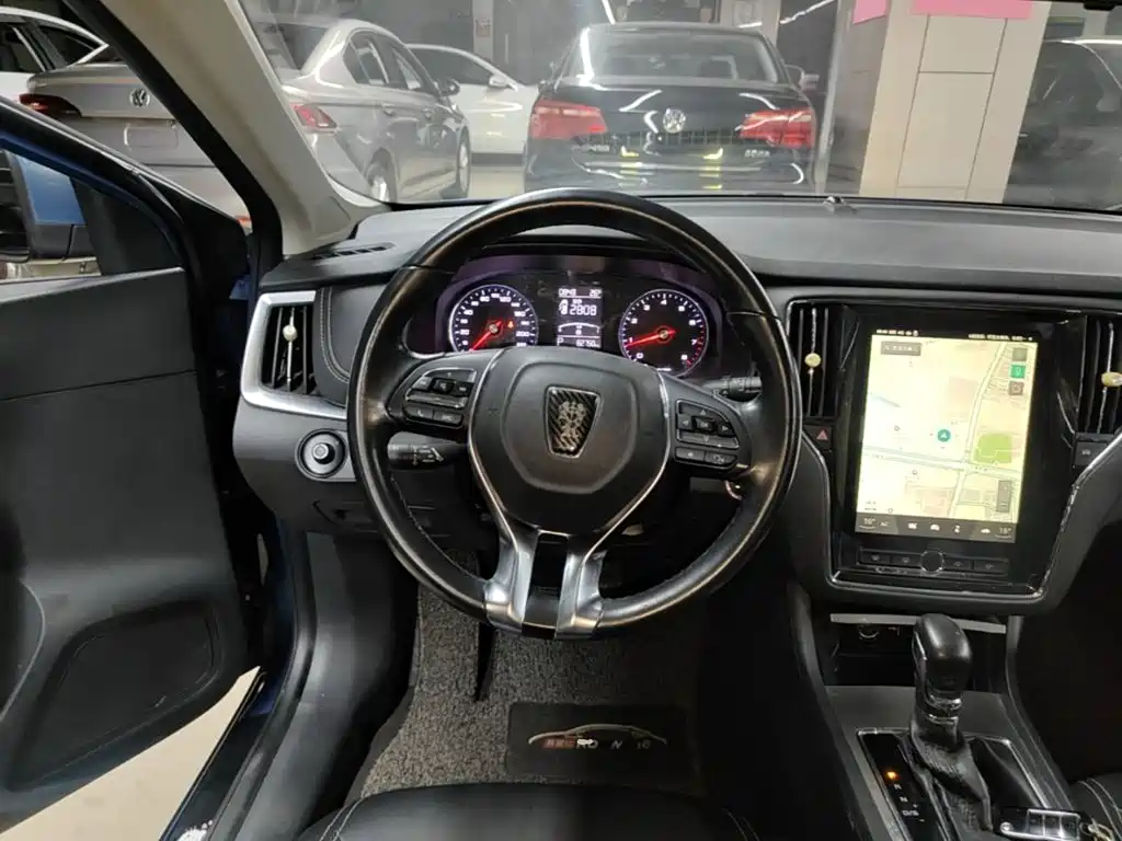 Roewe i6 Classic — фото 11