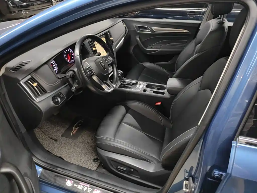 Roewe i6 Classic — фото 15