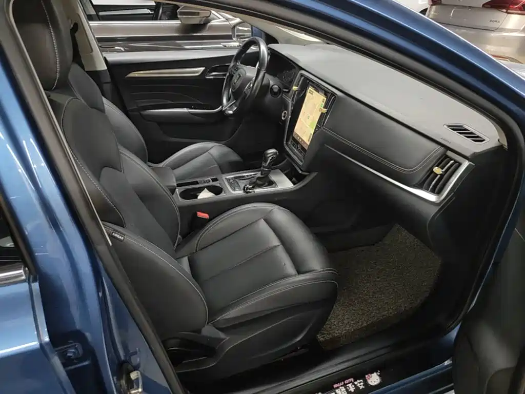 Roewe i6 Classic — фото 25