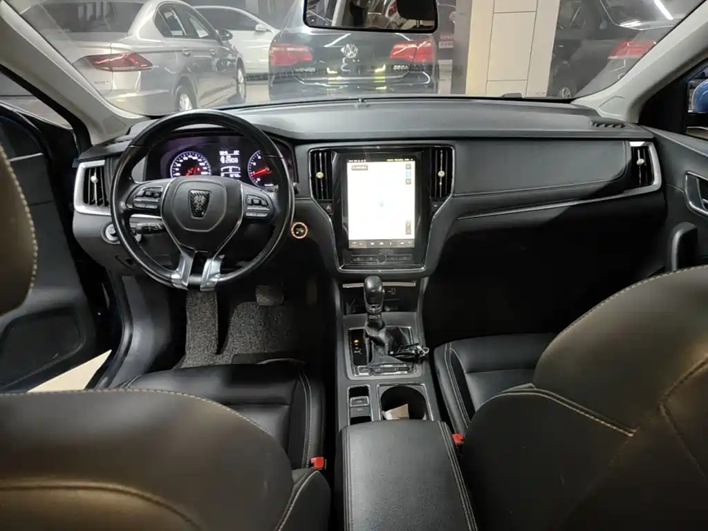 Roewe i6 Classic — фото 10