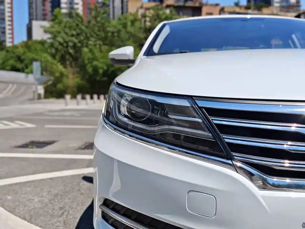 Roewe i6 Classic — фото 34
