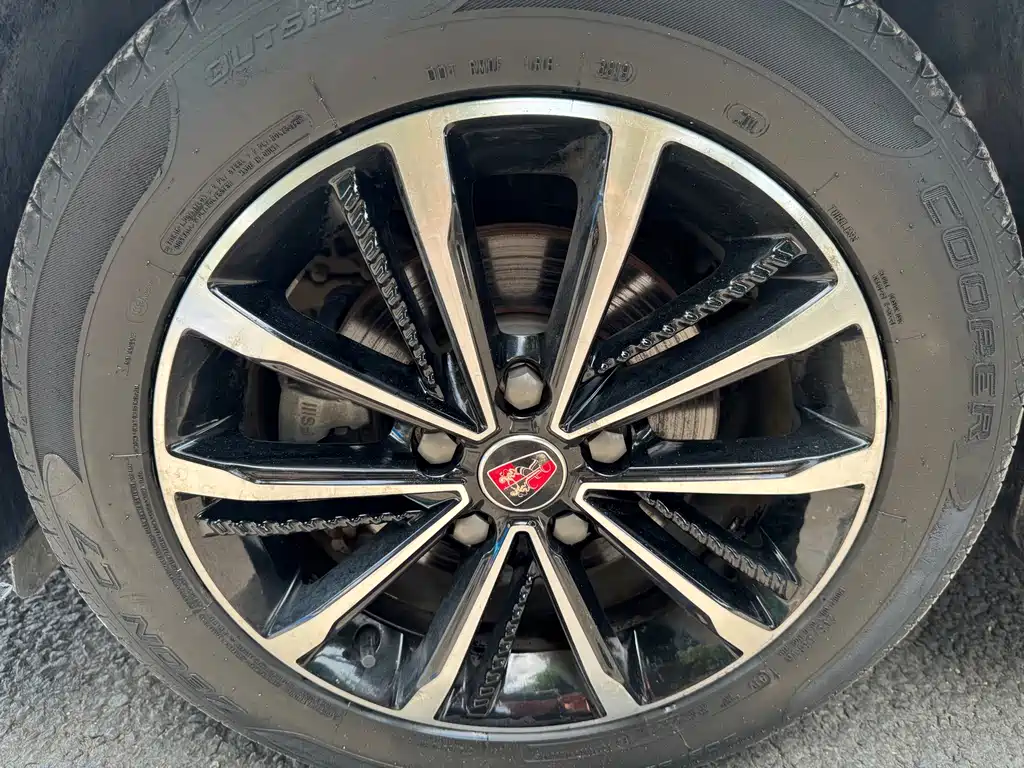 Roewe i5 — фото 17