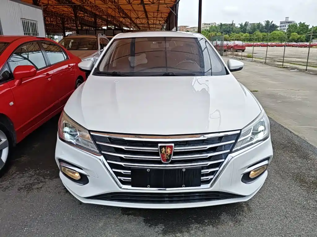 Roewe i5 — фото 3