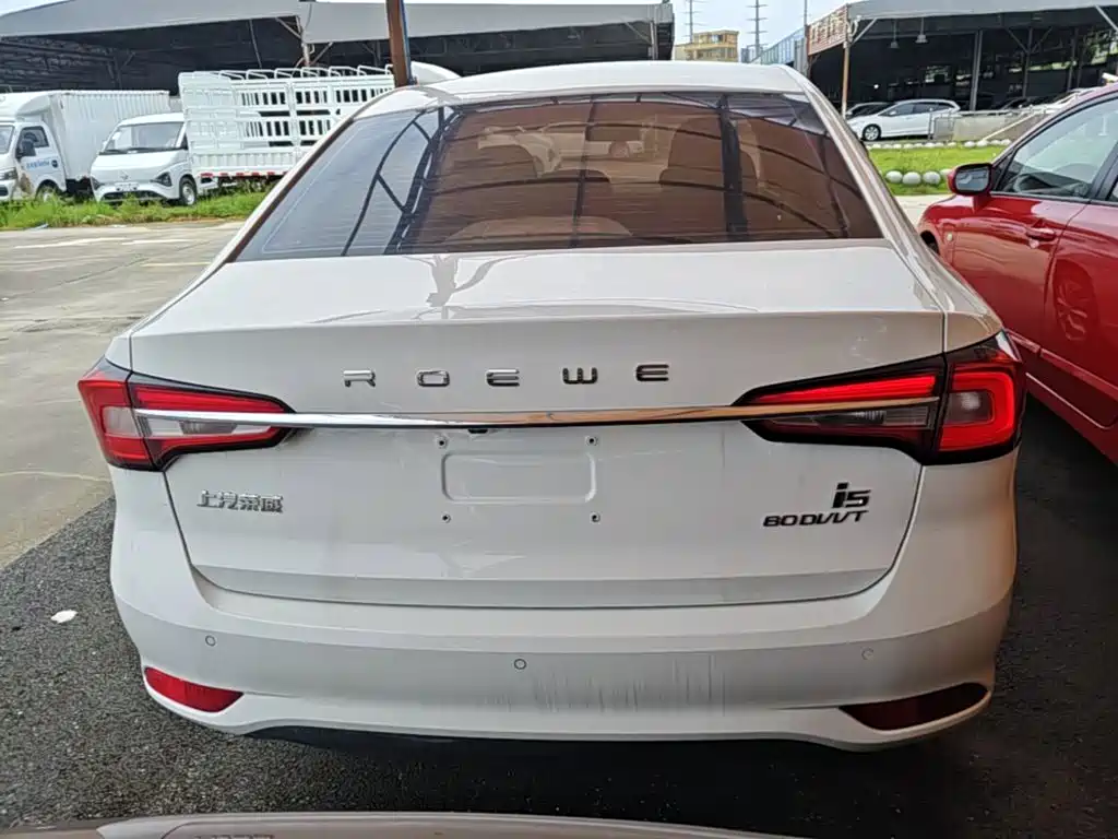 Roewe i5 — фото 6
