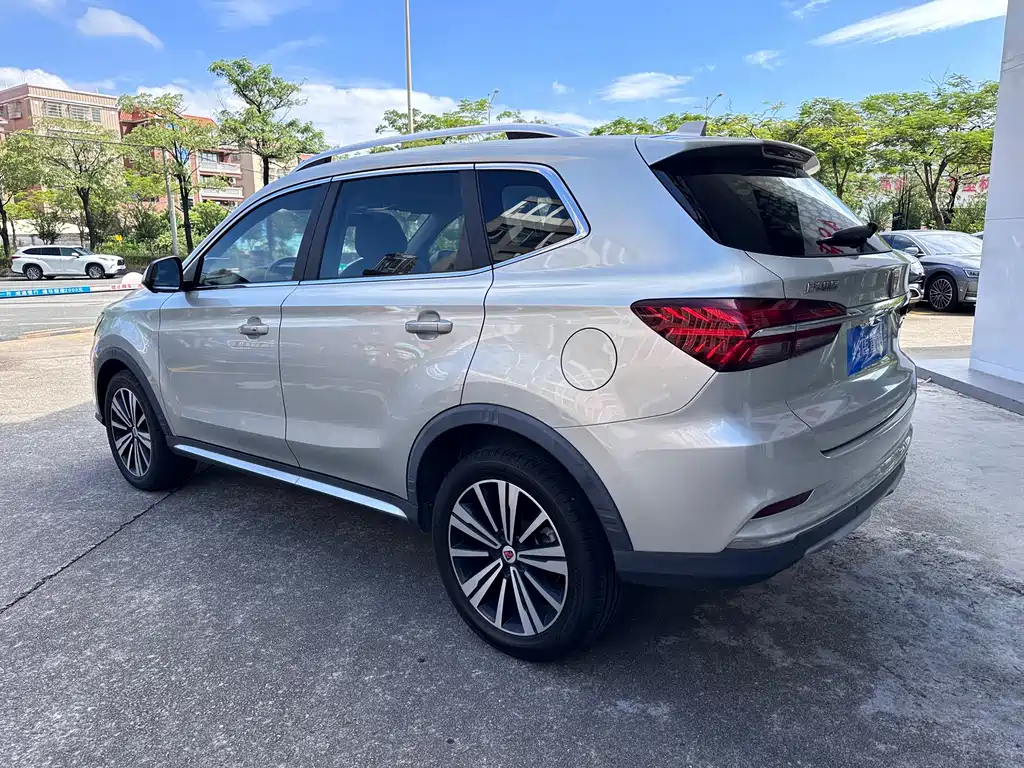 Roewe RX5 New Energy — фото 4