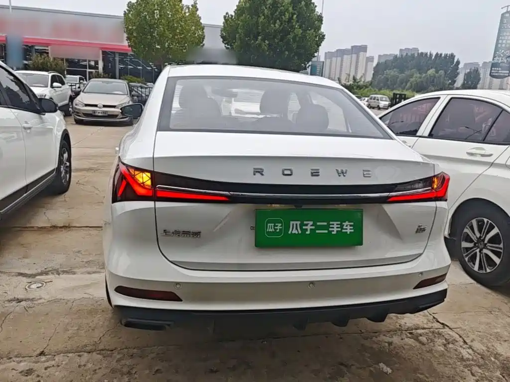 Roewe i5 — фото 6