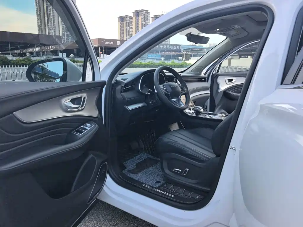 Roewe RX5 MAX — фото 10