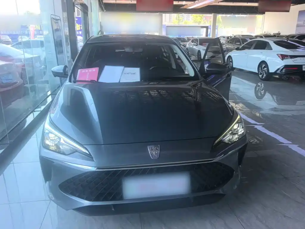 Roewe i5 — фото 3