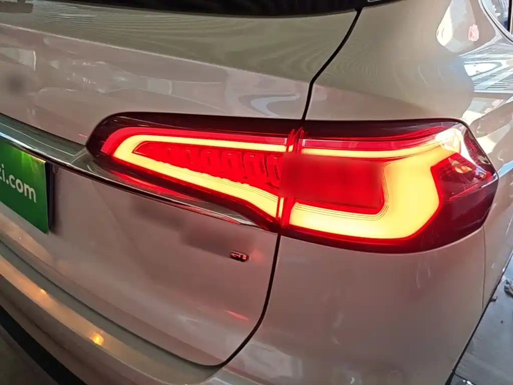 Roewe RX5 MAX — фото 8
