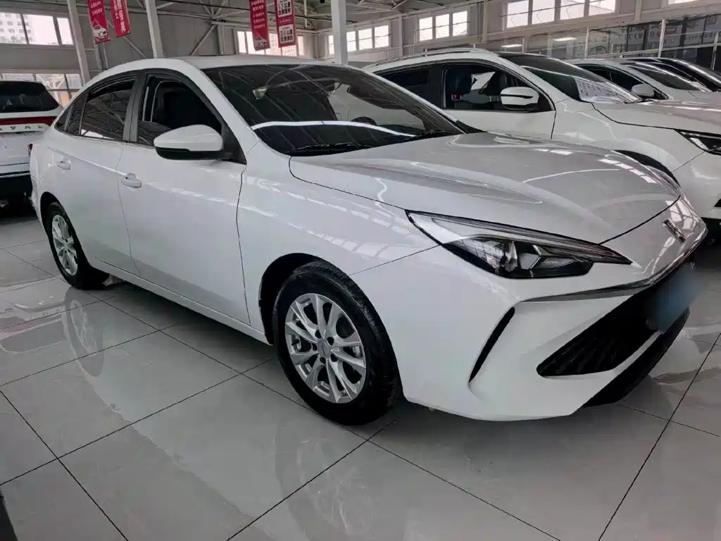 Roewe i5 — фото 9