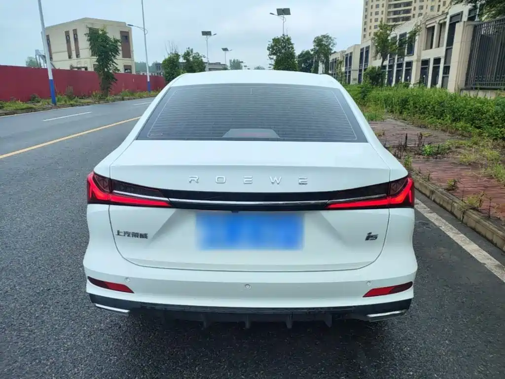 Roewe i5 — фото 6