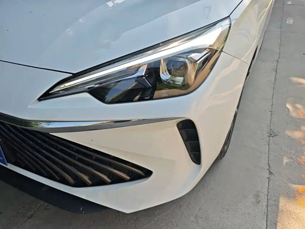 Roewe i5 — фото 24