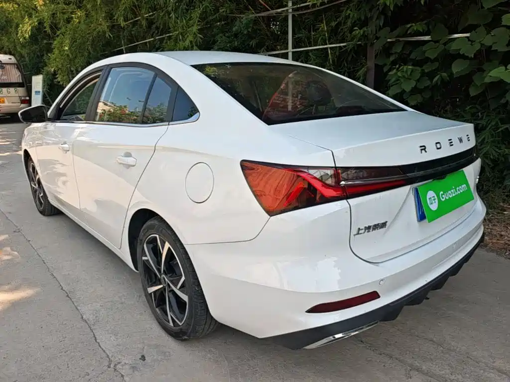 Roewe i5 — фото 5