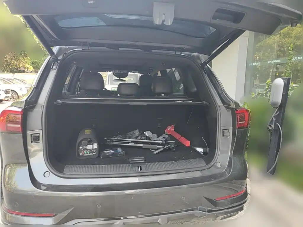 Roewe RX5 MAX — фото 10