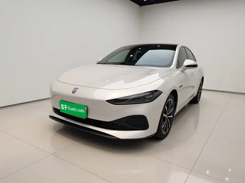 Roewe D7 — фото 2
