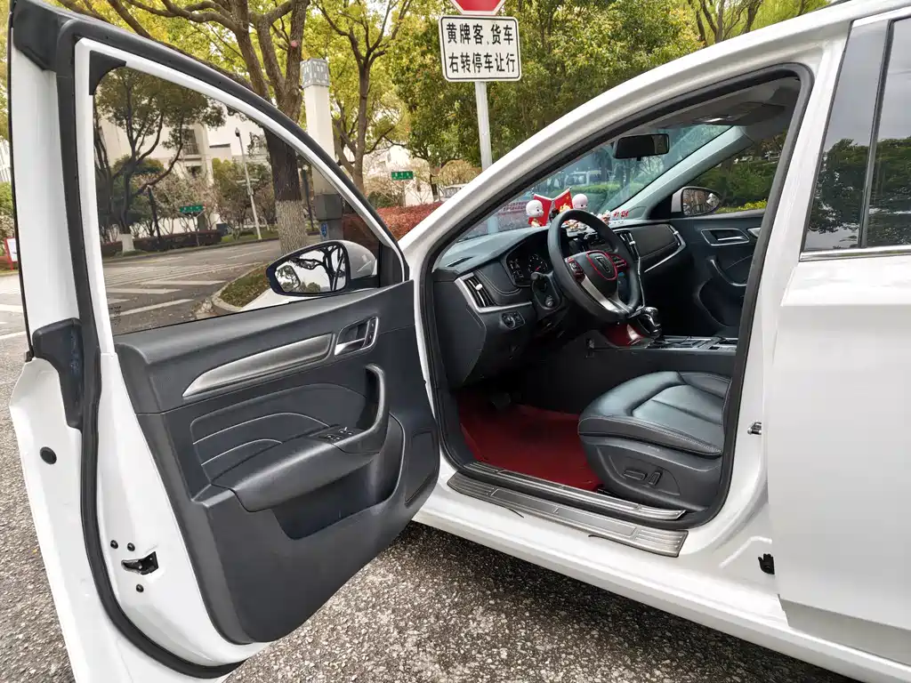 Roewe i6 Classic — фото 7