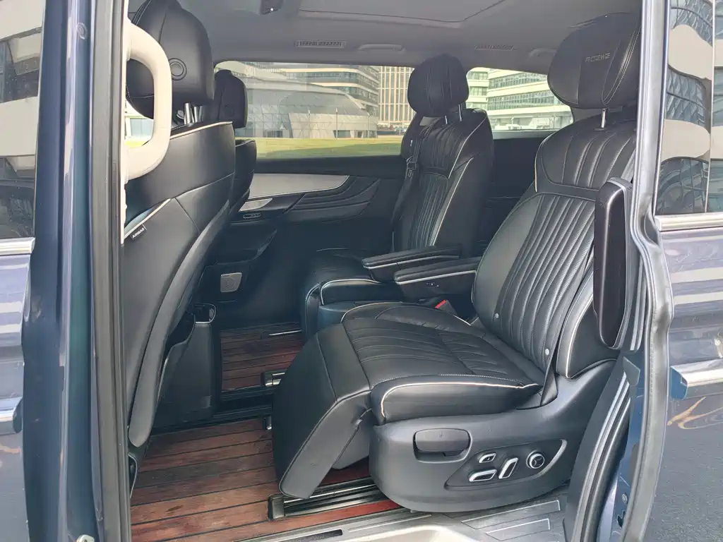 Roewe iMAX8 — фото 8