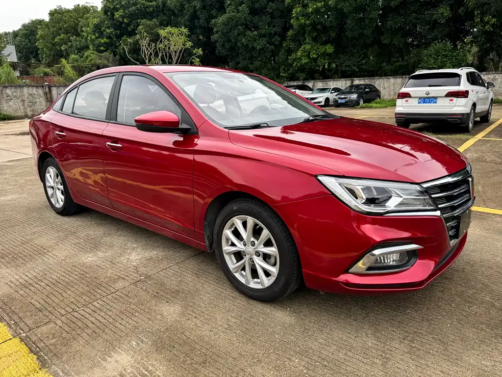 Roewe i5 — фото 3