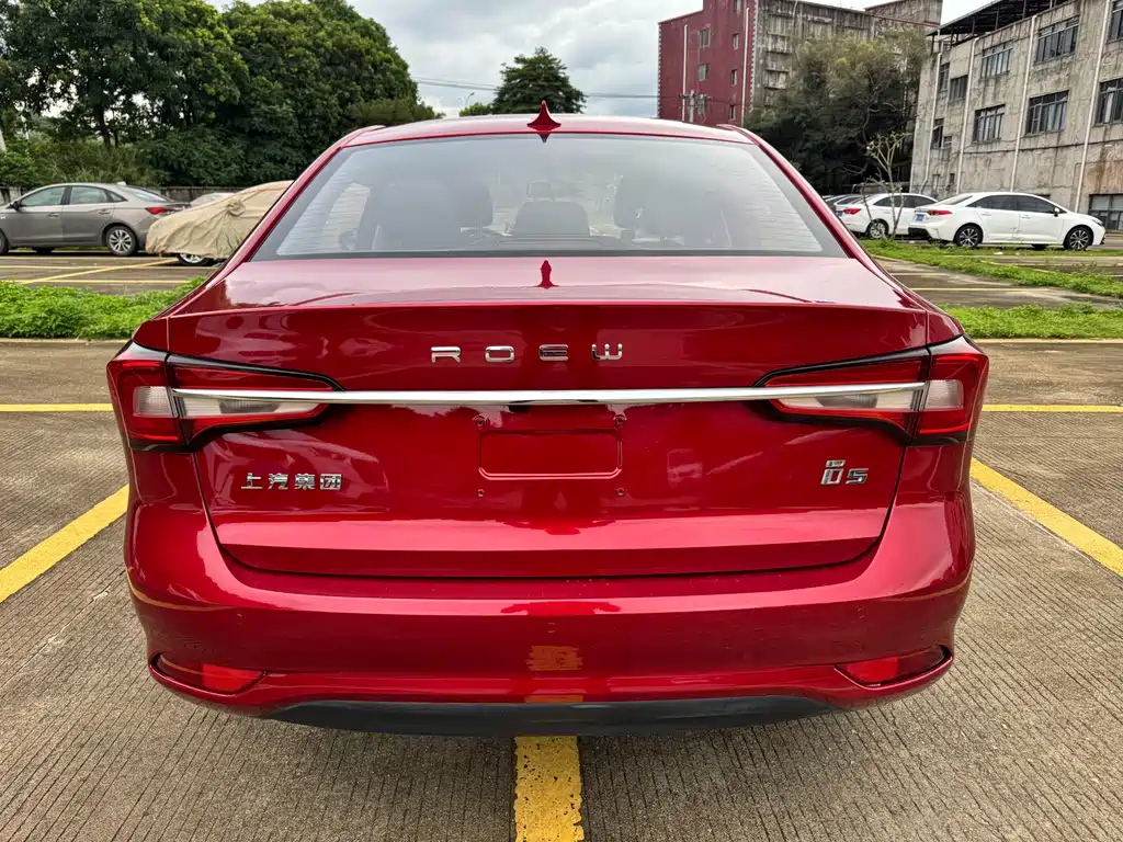 Roewe i5 — фото 6
