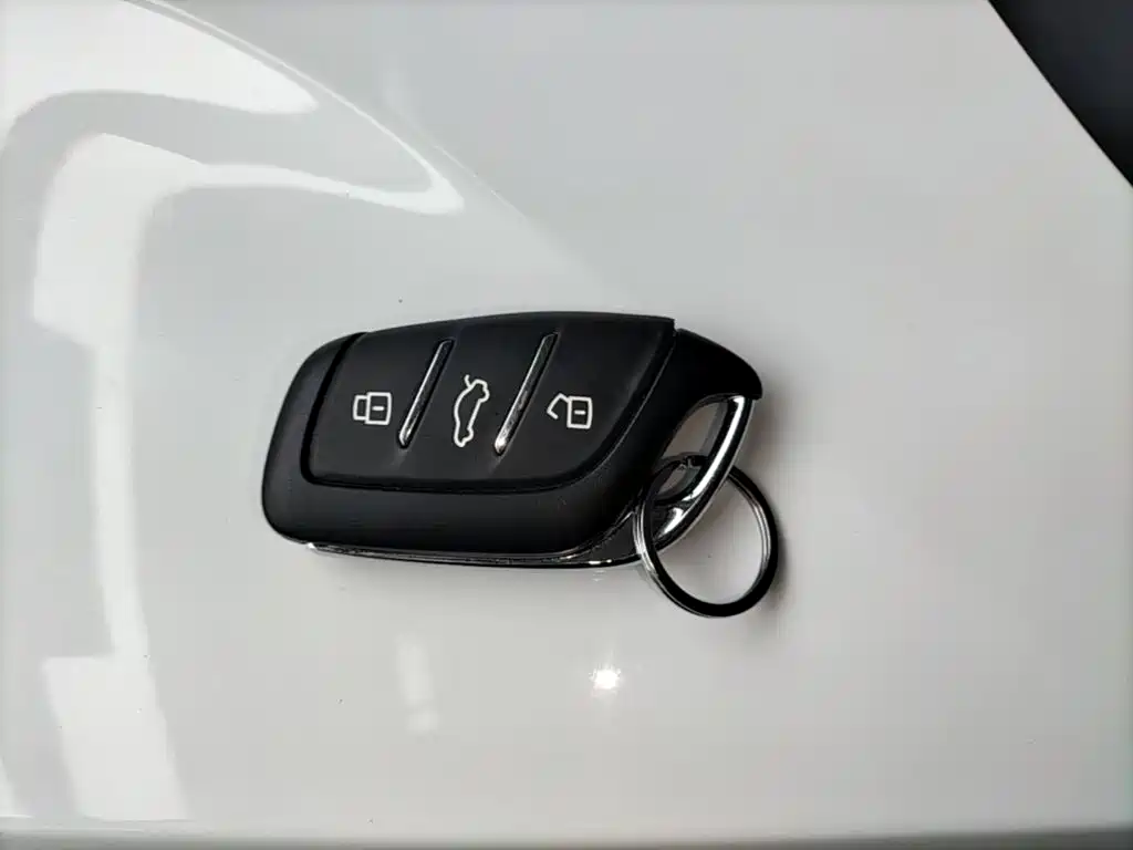 Roewe i5 — фото 9