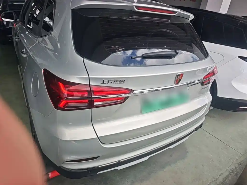 Roewe RX5 New Energy — фото 6