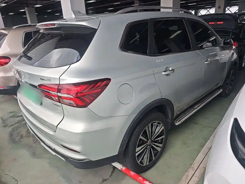 Roewe RX5 New Energy — фото 7