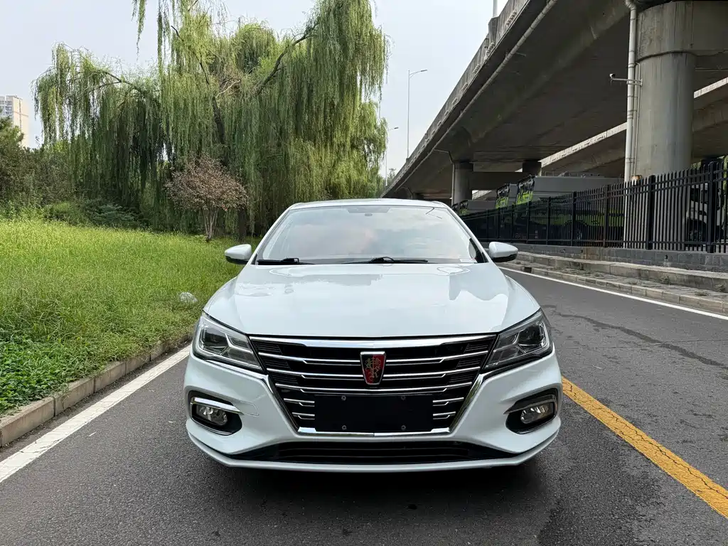 Roewe i5 — фото 2