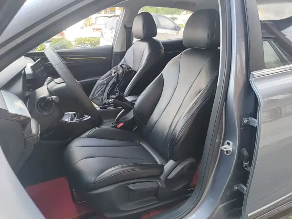 Roewe i5 — фото 15