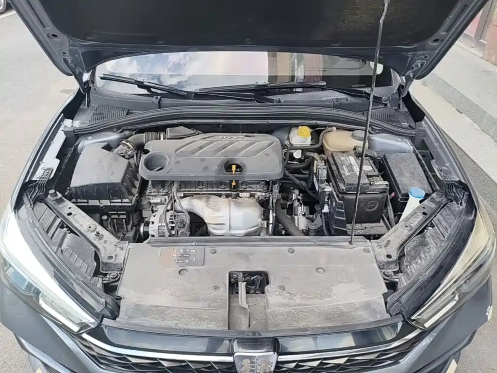 Roewe i5 — фото 20