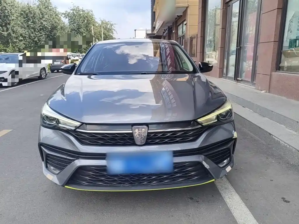 Roewe i5 — фото 3