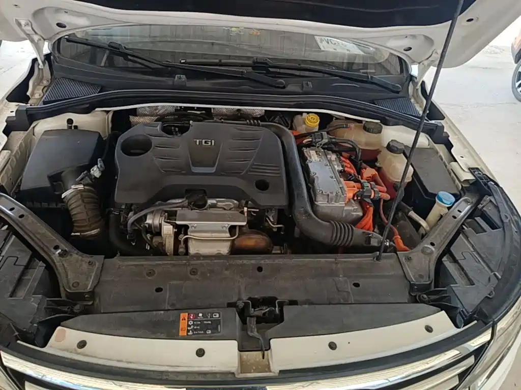 Roewe i6 New Energy — фото 20