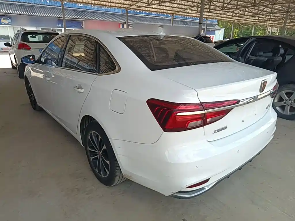 Roewe i6 New Energy — фото 5