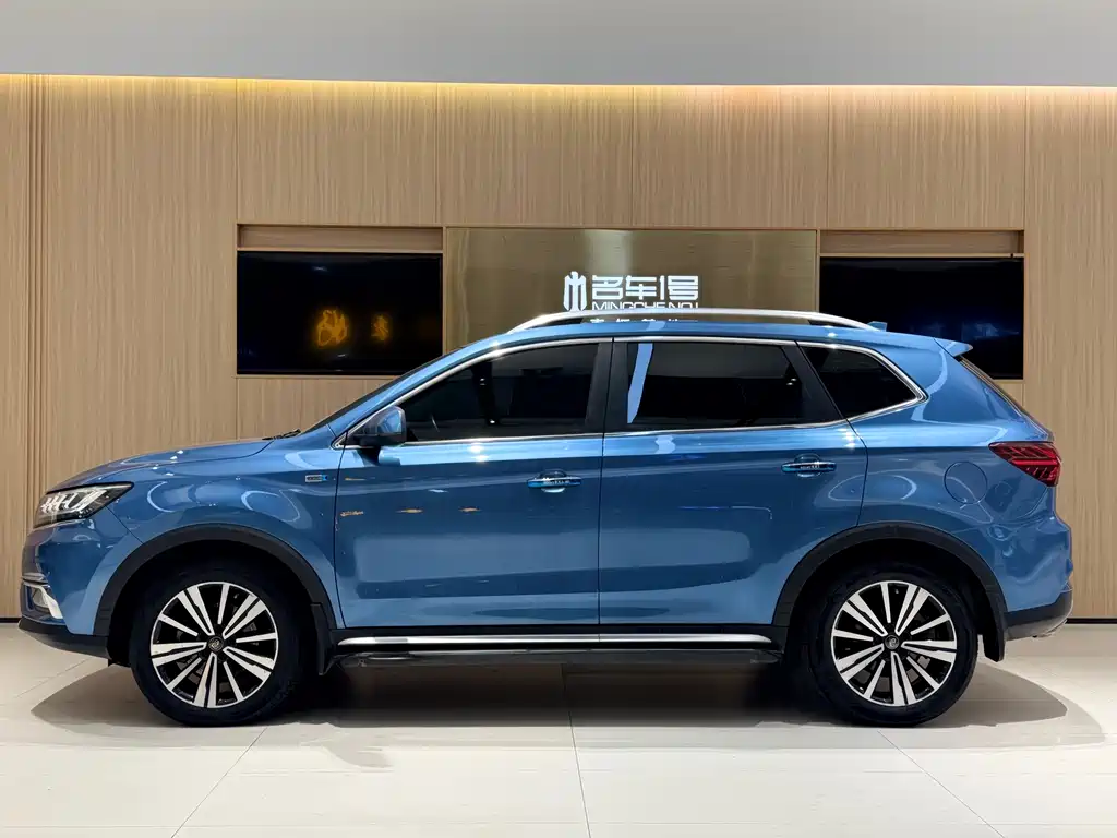 Roewe RX5 — фото 3