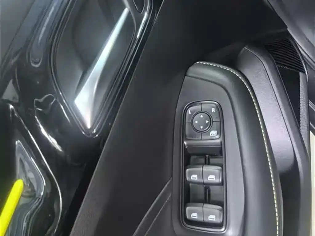 Roewe i5 — фото 13