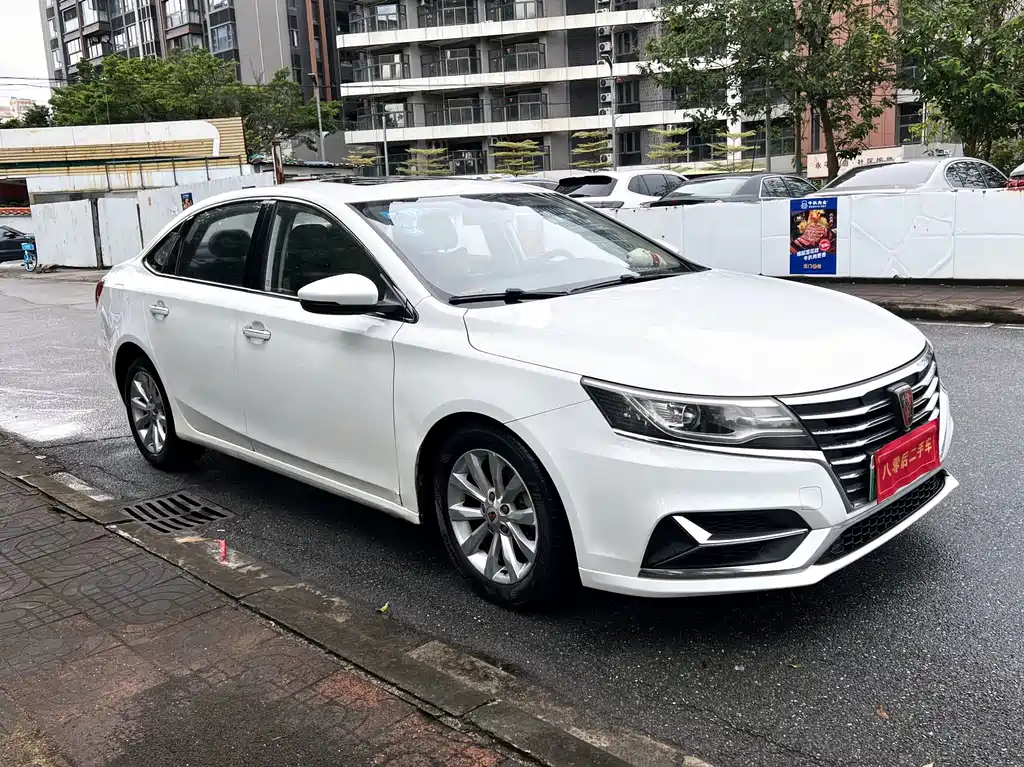 Roewe i6 New Energy — фото 3